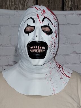 Art The Clown Latex Face Mask Nwot